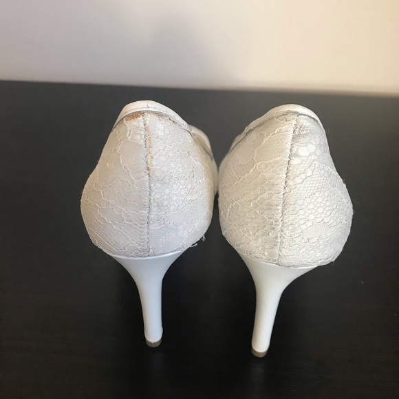 Ann Taylor white lace heels, US 6 - Picture 3 of 4